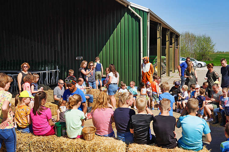 Paaseieren zoeken met en door speeltuinvereniging Wildebras_35